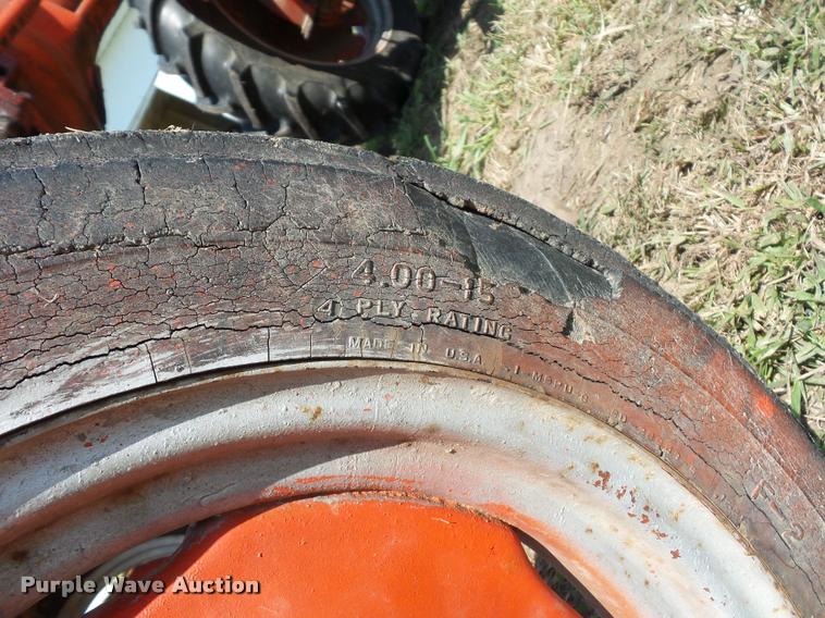 image for item DH9009 Allis Chalmers B tractor
