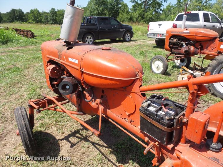 image for item DH9009 Allis Chalmers B tractor