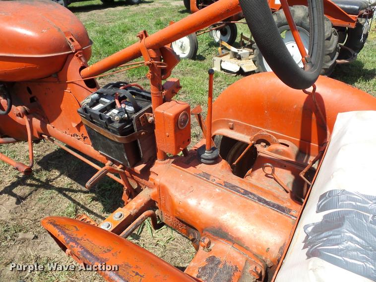 image for item DH9009 Allis Chalmers B tractor