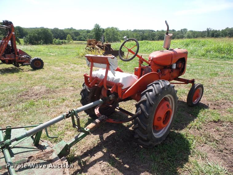 image for item DH9009 Allis Chalmers B tractor