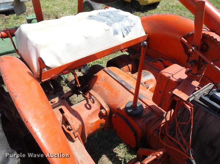 image for item DH9009 Allis Chalmers B tractor