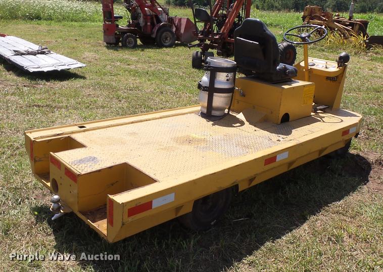 image for item DH9010 United Tractor 2500B4XLW utility vehicle