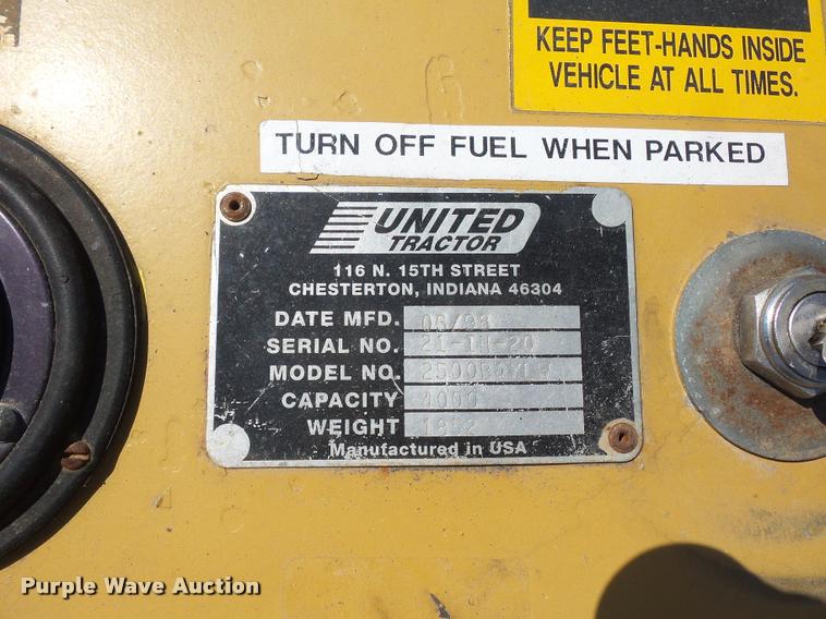 image for item DH9010 United Tractor 2500B4XLW utility vehicle