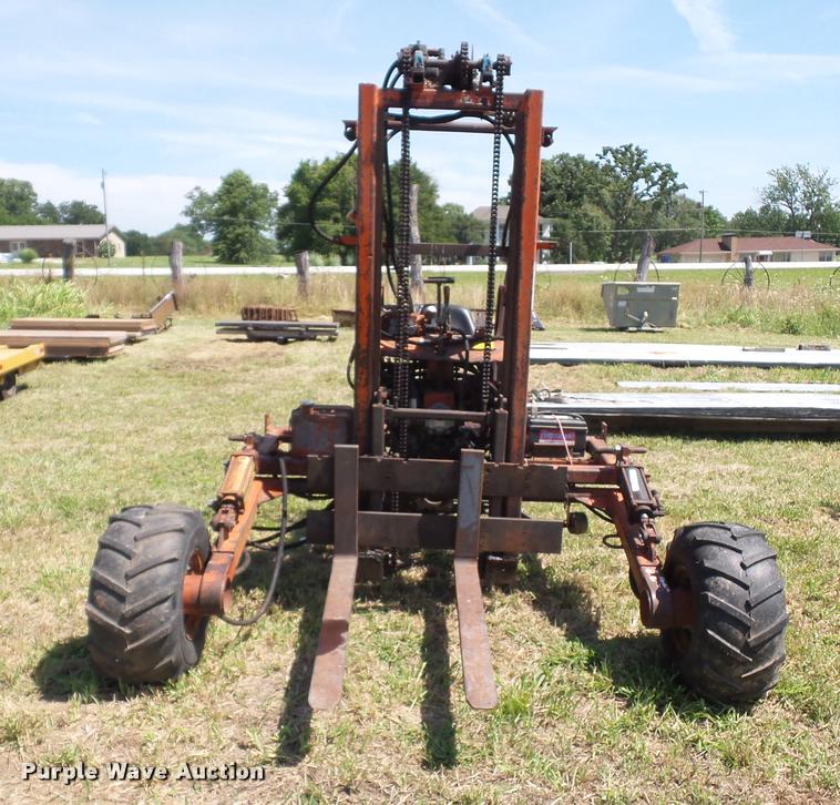 image for item DH9011 Spyder forklift