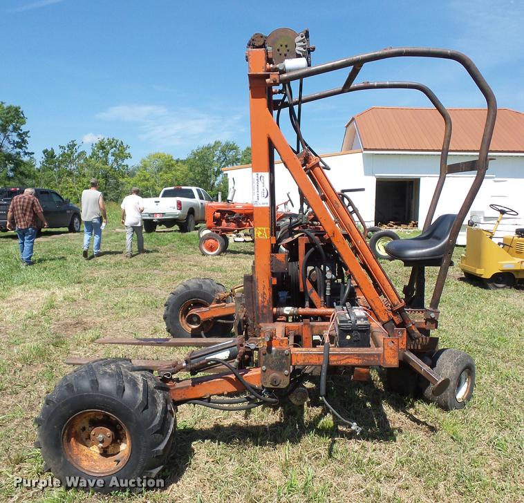 image for item DH9011 Spyder forklift