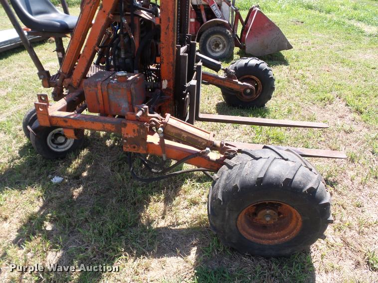 image for item DH9011 Spyder forklift