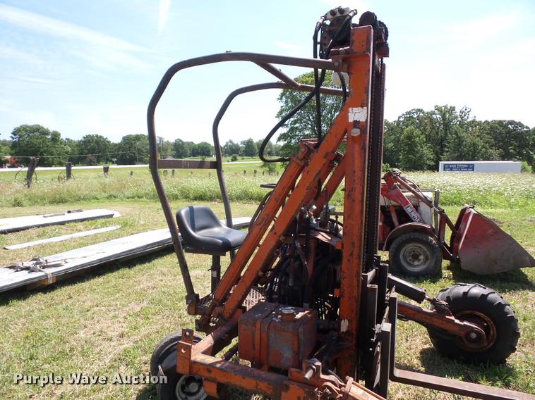 image for item DH9011 Spyder forklift