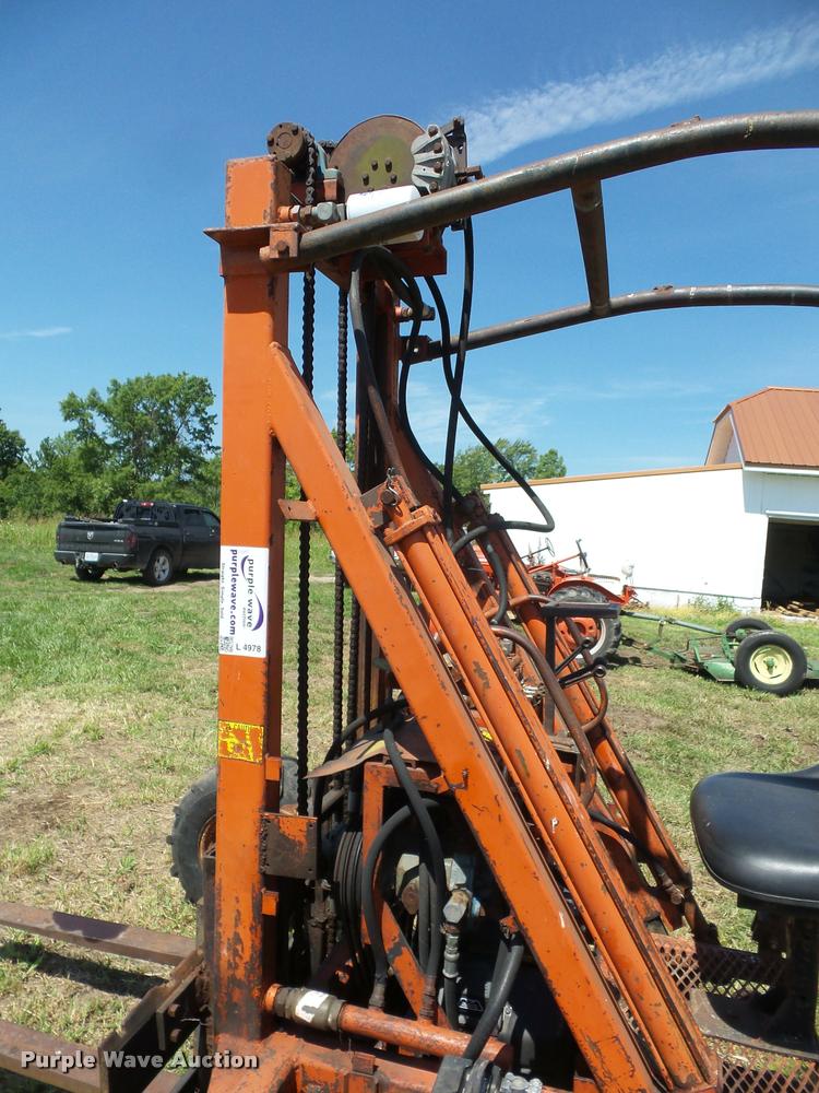 image for item DH9011 Spyder forklift