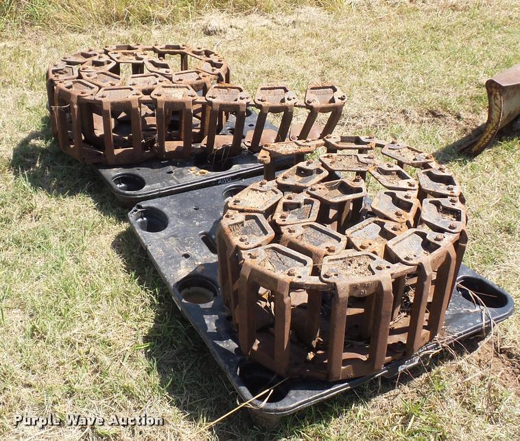 image for item DH9018 Grouser skid steer tracks