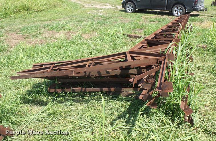 image for item DH9028 (10) steel trusses