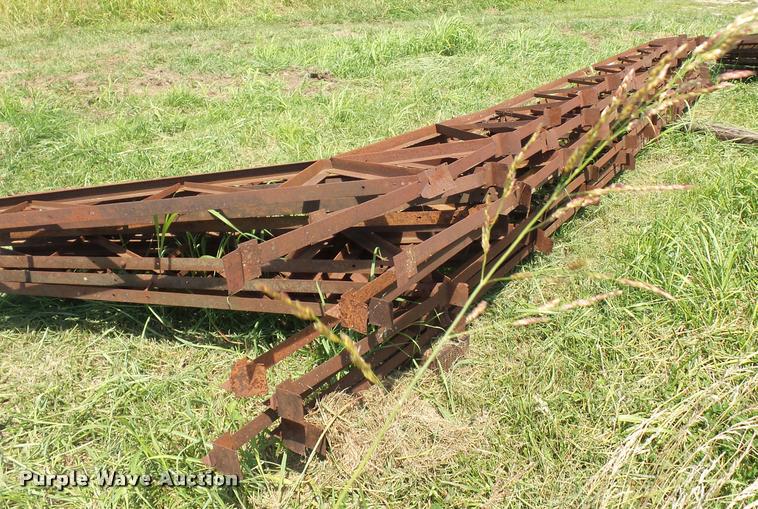 image for item DH9029 (10) steel trusses