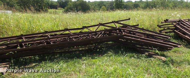 image for item DH9032 (10) steel trusses
