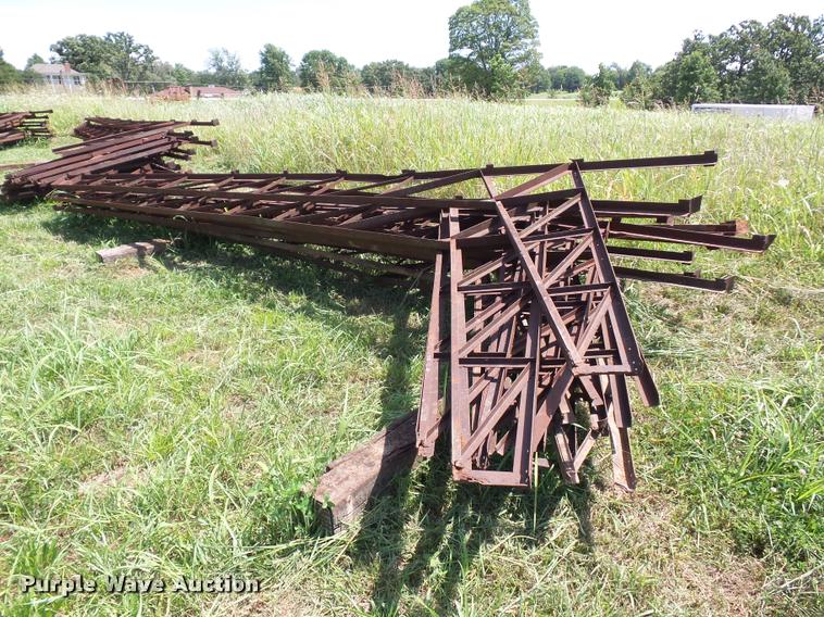image for item DH9032 (10) steel trusses