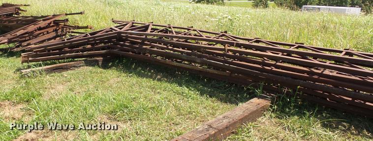 image for item DH9033 (10) steel trusses