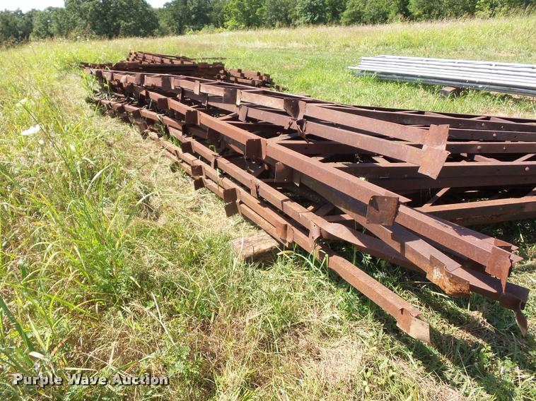 image for item DH9033 (10) steel trusses