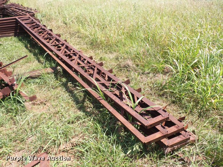 image for item DH9035 (14) steel trusses