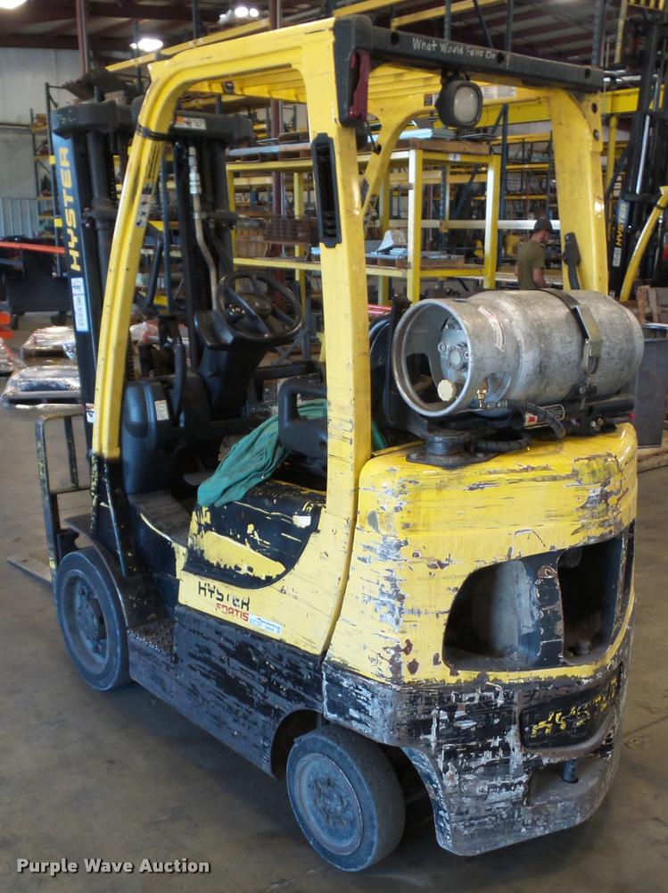 image for item DH9346 Hyster S50FT forklift