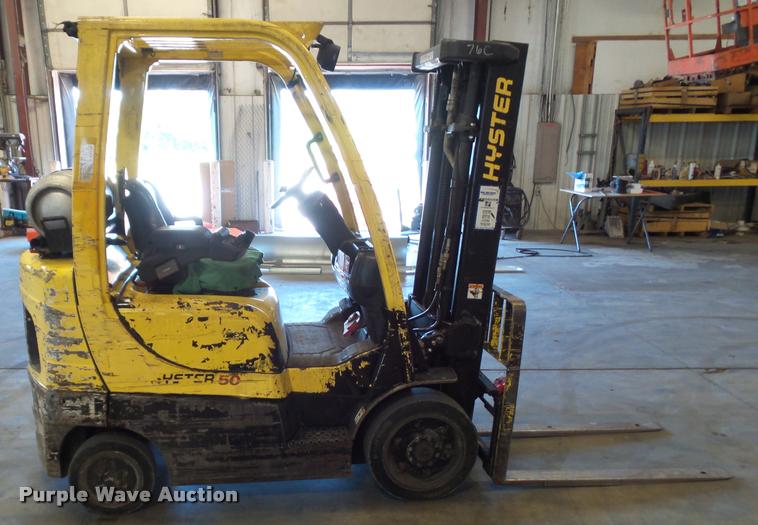image for item DH9346 Hyster S50FT forklift