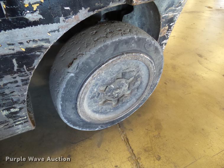 image for item DH9346 Hyster S50FT forklift