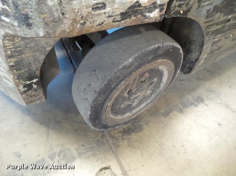 image for item DH9346 Hyster S50FT forklift