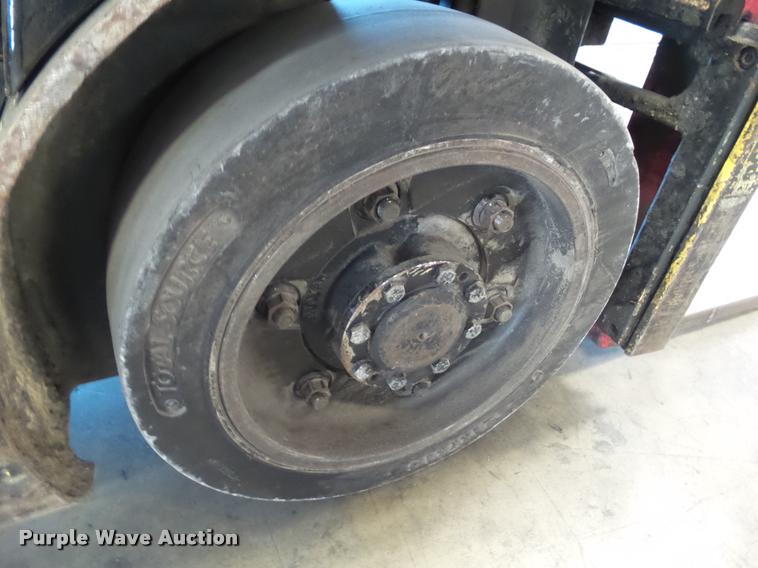 image for item DH9346 Hyster S50FT forklift