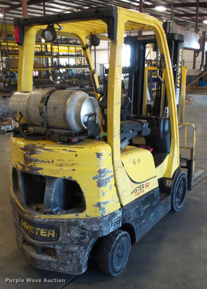 image for item DH9348 Hyster S50FT forklift