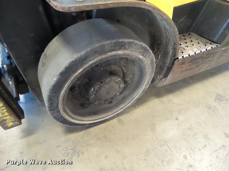 image for item DH9348 Hyster S50FT forklift