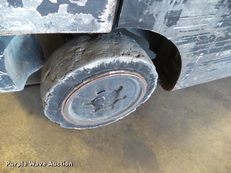 image for item DH9348 Hyster S50FT forklift