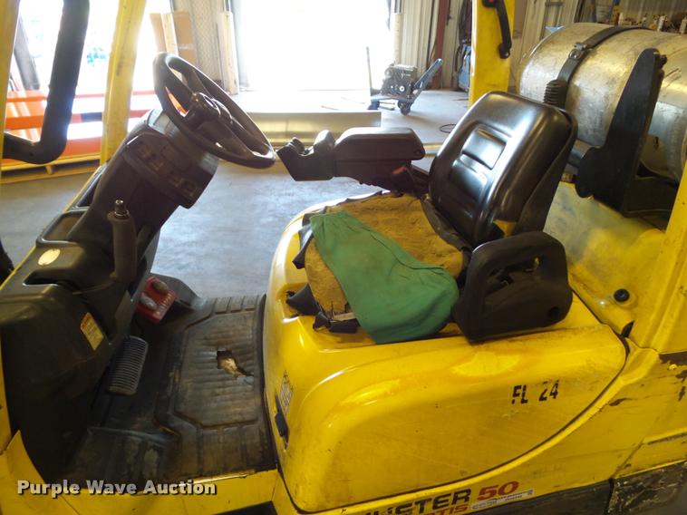 image for item DH9348 Hyster S50FT forklift