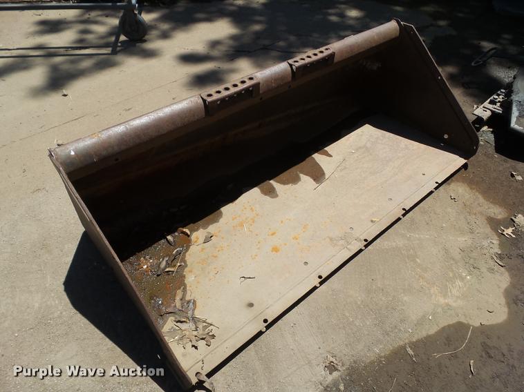 image for item DH9351 Bobcat low profile bucket