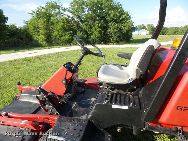 image for item DJ9595 Toro Groundsmaster 455D riding lawn mower