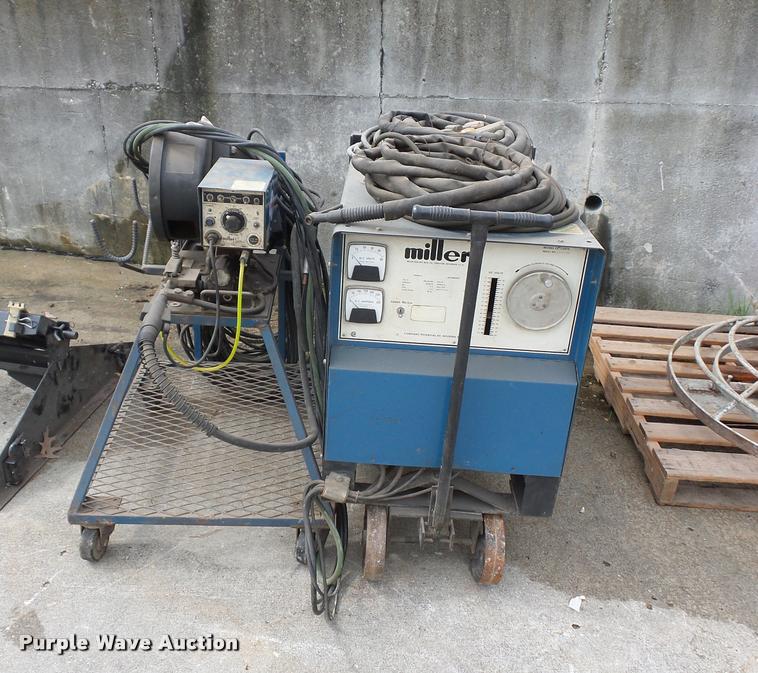 image for item DJ9612 Miller CP250TS welder
