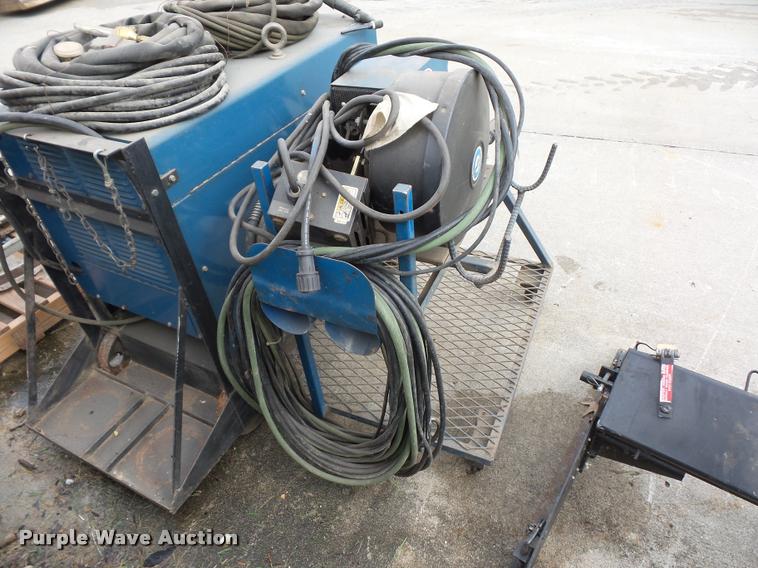 image for item DJ9612 Miller CP250TS welder