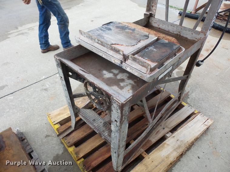 image for item DJ9615 Clipper 314 Supermatic concrete block saw