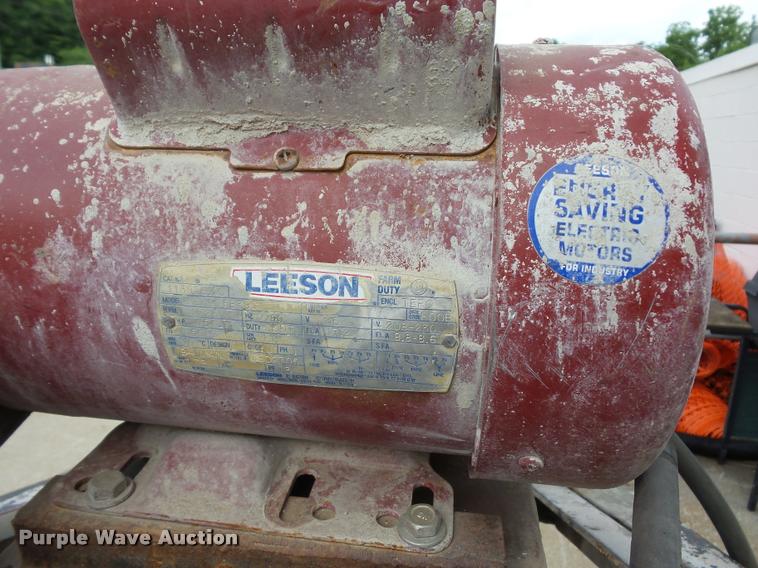 image for item DJ9615 Clipper 314 Supermatic concrete block saw