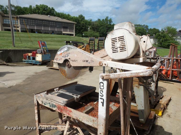 image for item DJ9617 Clipper SM-319 Supermatic concrete block saw