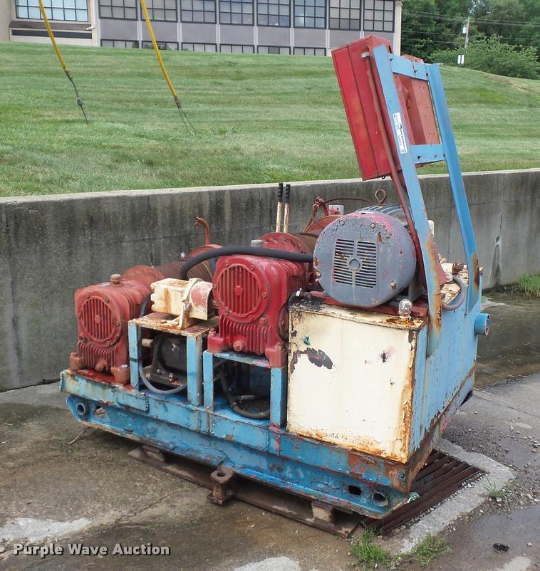 image for item DJ9619 HST 80 winch