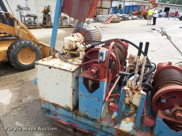 image for item DJ9619 HST 80 winch