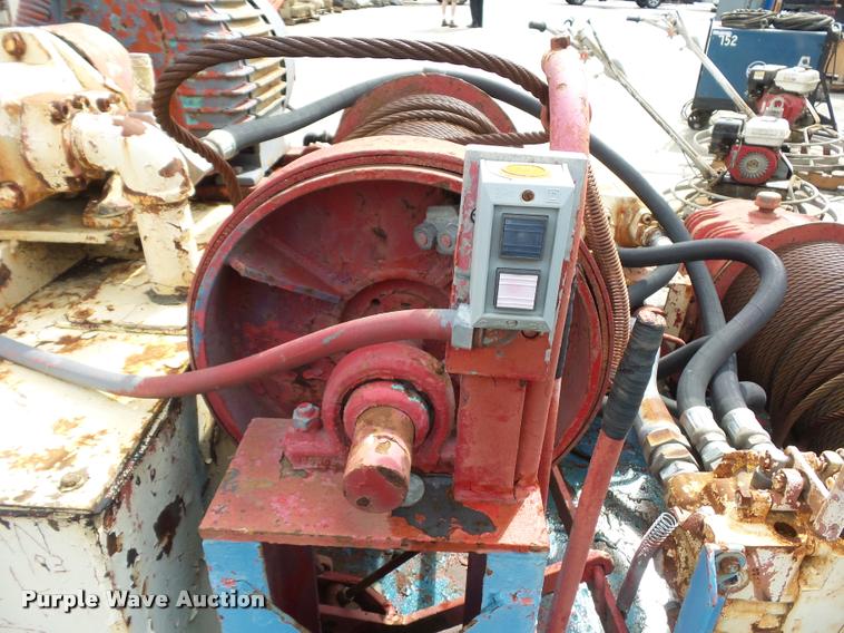 image for item DJ9619 HST 80 winch