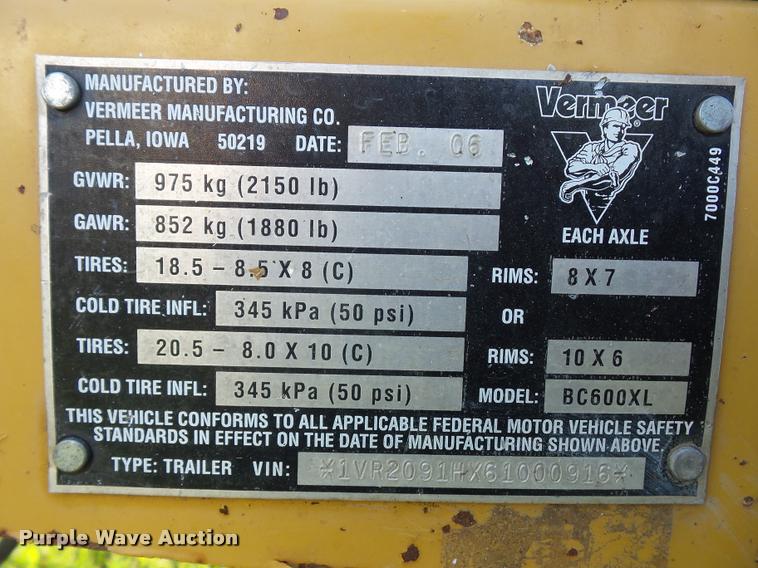 image for item DJ9622 Vermeer BC600XL chipper