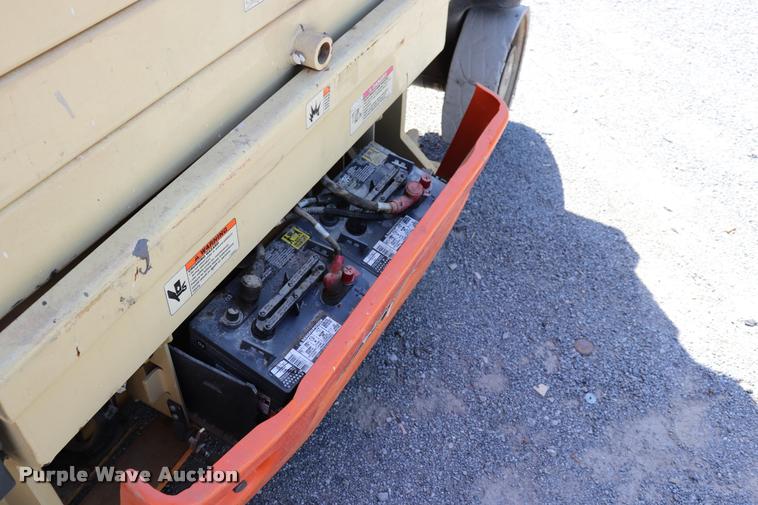 image for item DK9575 2006 JLG 2630ES scissor lift