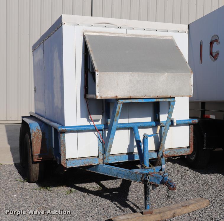image for item DK9579 Shop built refrigerated trailer