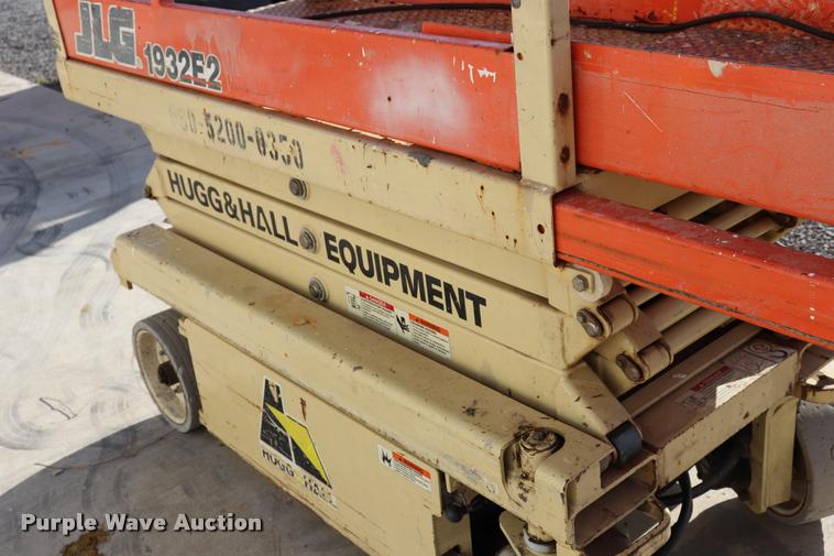 image for item DK9580 JLG 1932E2 scissor lift