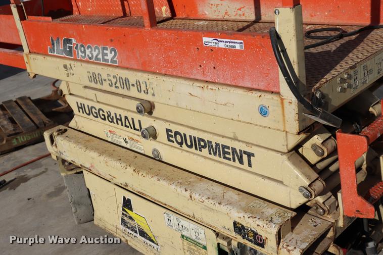 image for item DK9580 JLG 1932E2 scissor lift