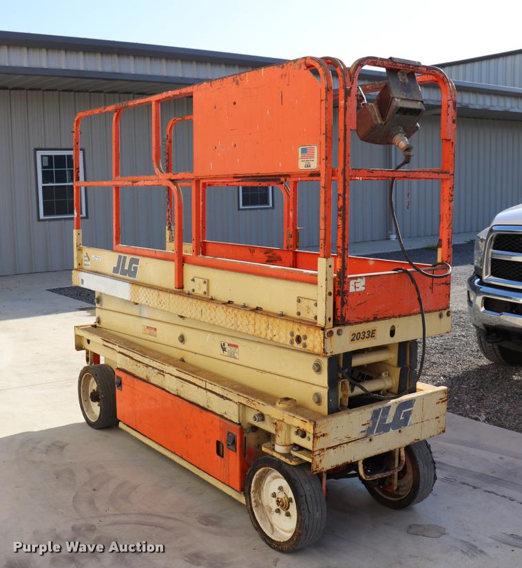 image for item DK9581 JLG 2033E scissor lift