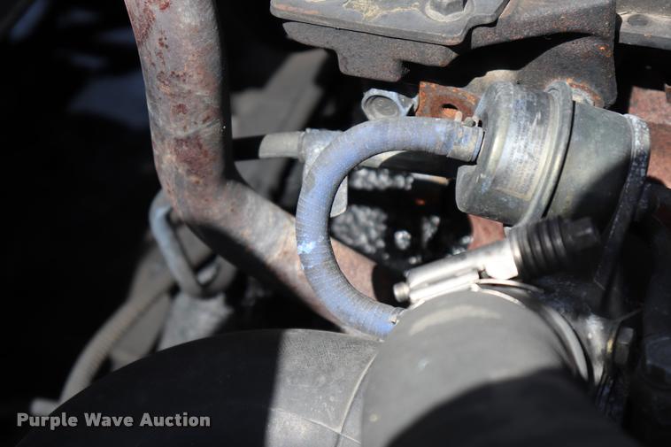 image for item DK9582 2005 Isuzu NPR refrigerated truck