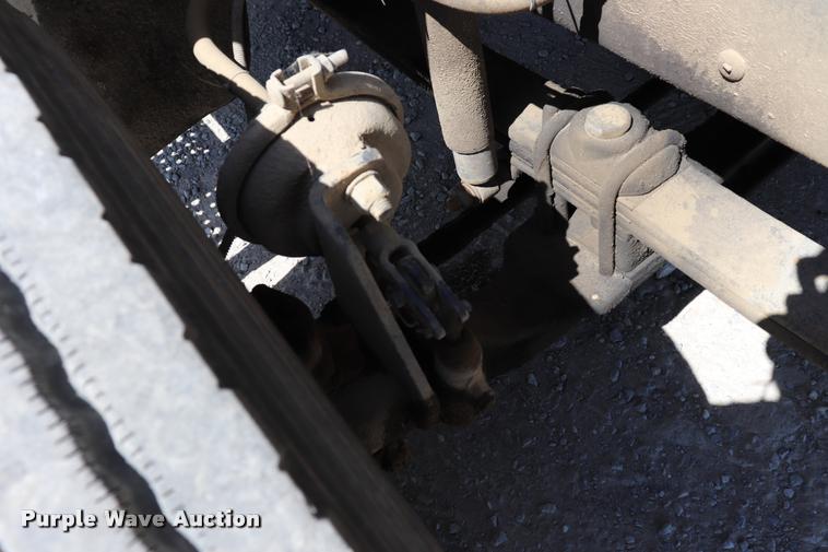 image for item DK9583 2002 Freightliner FL80 refrigerated truck