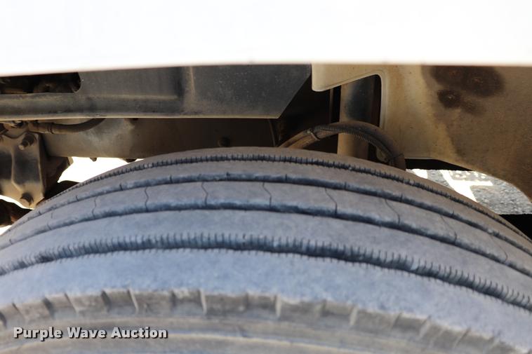 image for item DK9583 2002 Freightliner FL80 refrigerated truck