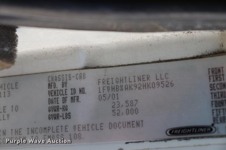 image for item DK9583 2002 Freightliner FL80 refrigerated truck