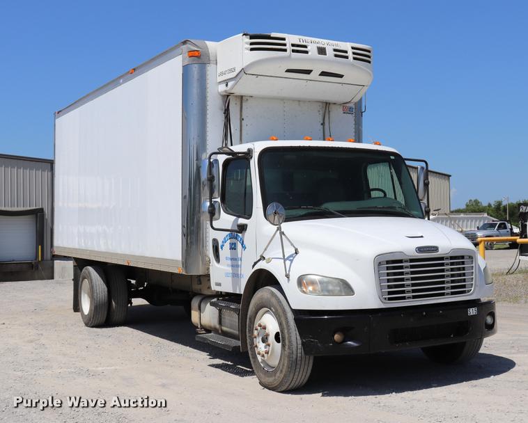 image for item DK9584 2005 Freightliner Business Class M2 refrigerated truck
